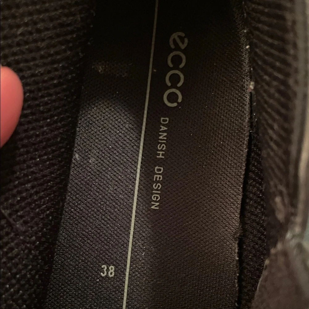 Ecco Black and White Athletic Shoes - Picture 7 of 8